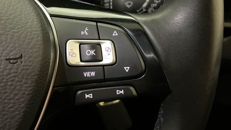 Volkswagen Touran 1.5 TSI EVO SEL 5dr DSG Petrol Estate